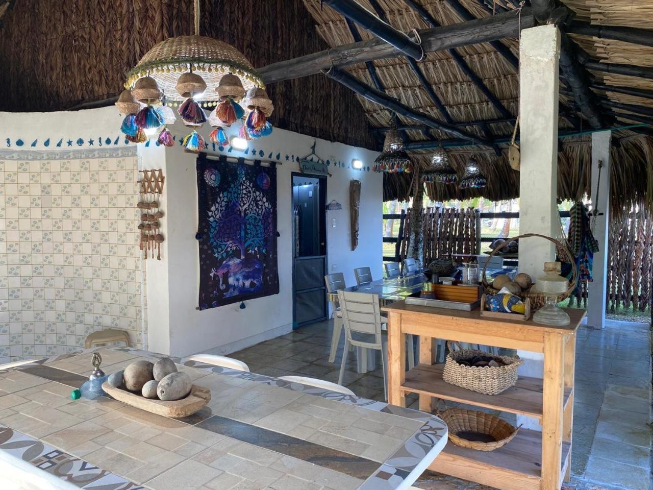 Zefiro Hostal San Bernardo del Viento Exterior photo
